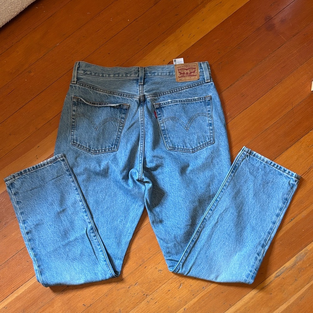 Levi's Women's Blue Straight Jeans
